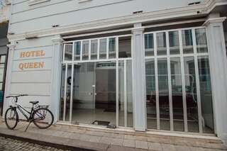 Отель Hotel Queen-Batumi Батуми-1