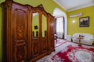 Отель Hotel Queen-Batumi Батуми Полулюкс-2