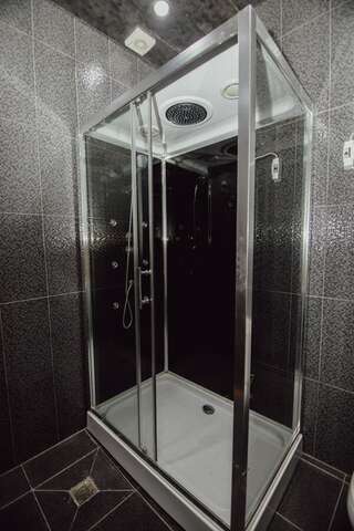 Отель Hotel Queen-Batumi Батуми Полулюкс-3