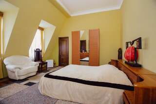 Отель Hotel Queen-Batumi Батуми Большой двухместный номер с 1 кроватью-6